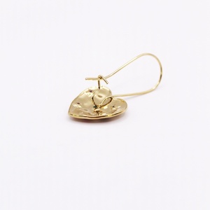Ατσάλινα κρεμαστά σκουλαρίκια με καρδιά σε χρυσό η ασημί χρώμα Μήκος 3cm. - ατσάλι, κρεμαστά, μεγάλα, γάντζος - 2