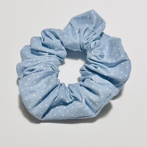 Γαλάζιο πουά scrunchie - ύφασμα, λαστιχάκια μαλλιών - 2