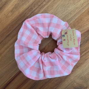 Scrunchie Ροζ Καρό - ύφασμα, για τα μαλλιά, δώρα για γυναίκες, λαστιχάκια μαλλιών - 2