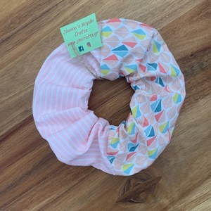 Scrunchie Ροζ ριγέ & Ρόμβοι - ύφασμα, ριγέ, για τα μαλλιά, δώρα για γυναίκες, λαστιχάκια μαλλιών - 2