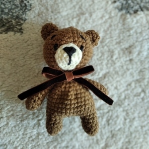 Αρκουδάκι μικρό καφέ πλεκτό (10cm) - λούτρινα, αρκουδάκι, λούτρινα αρκουδάκια, πλεκτό ζωακι - 3