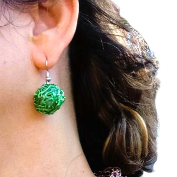 Wire crochet πράσινα στρογγυλά σκουλαρίκια - χαλκός, μικρά, κρεμαστά, γάντζος, πλεκτά - 3