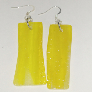 Μοναδικά σκουλαρίκια από γυαλί βιτρώ σε κίτρινο χρώμα - γυαλί, βιτρώ, κρεμαστά, μεγάλα, γάντζος - 2