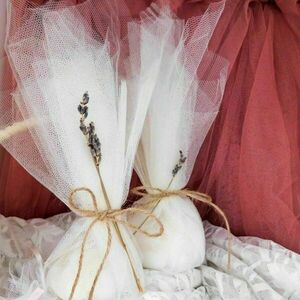 Μπομπονιέρα με λουλούδι λεβάντας - γάμου