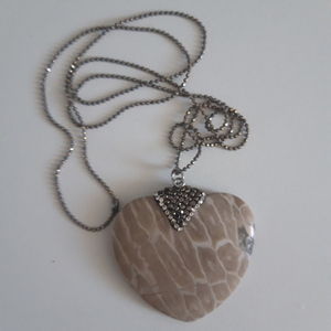 Μεγαλη πετρινη καρδια με pavestrass - ημιπολύτιμες πέτρες, καρδιά, μακριά, μενταγιόν - 4
