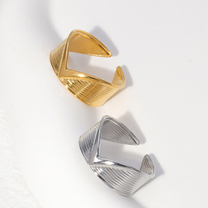 Ατσάλινο Δαχτυλίδι POINT σε χρυσό χρώμα αυξομειούμενο μέγεθος-Αντίγραφο - γεωμετρικά σχέδια, ατσάλι, αυξομειούμενα, φθηνά - 2