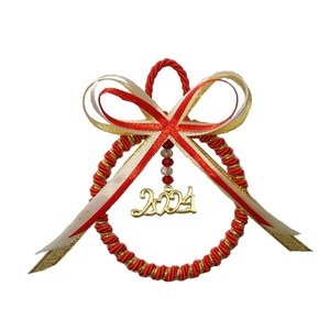 Γούρι στεφανάκι 2024 κόκκινο-χρυσό 9×11cm - γούρι, χριστούγεννα, χριστουγεννιάτικα δώρα, γούρια, πρωτοχρονιά
