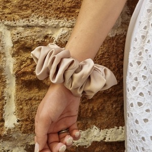 Σατέν scrunchie μπεζ - ύφασμα, λαστιχάκια μαλλιών - 2