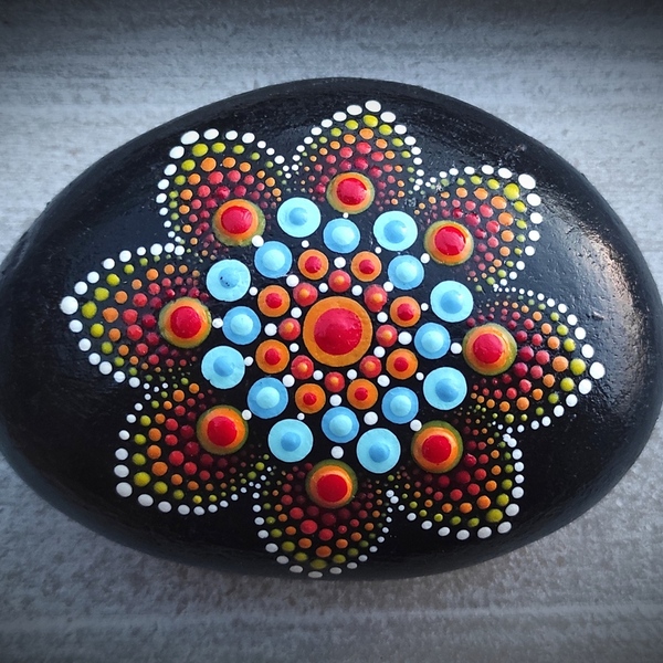 Διακοσμητική πέτρα με λουλούδι Mandala - ρητίνη, πέτρες, διακοσμητικά