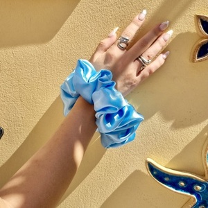 Μπλε scrunchie απο φόδρα - ύφασμα, λαστιχάκια μαλλιών - 2