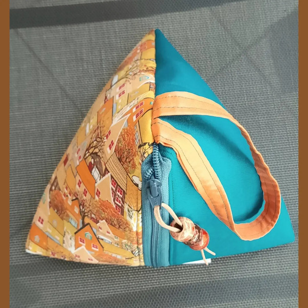 Τριγωνική τσάντα (Triangle bag) AUTUMN 1 - ύφασμα, all day, χειρός, πάνινες τσάντες, μικρές - 4