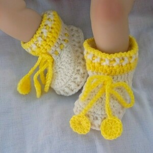 Πλεκτά εκρού-κίτρινα παπούτσια για μωρά/ 0-12/ Crochet cream booties for a babies - κορίτσι, αγόρι, δώρο, βρεφικά ρούχα - 3