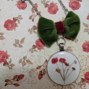 Μενταγιόν "blooming bow in green" - γυαλί, μακριά, λουλούδι, ατσάλι, μενταγιόν - 2
