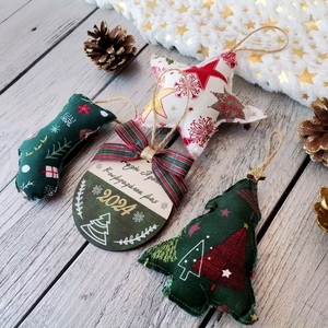 Χριστουγεννιάτικα Στολίδια Καλή Χρονιά Κουμπαράκια μας Σετ 4τμχ Κυπαρισσί - ύφασμα, ξύλο, χριστουγεννιάτικα δώρα, στολίδια, δώρα κουμπάρων - 3