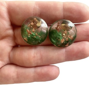 Χειροποίητα στρογγυλά σκουλαρίκια από υγρό γυαλί- “Green & Bronze” - γυαλί, καρφωτά, μικρά, ατσάλι, καρφάκι - 2