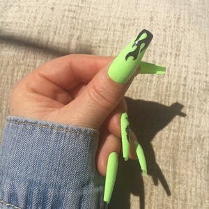 Press On Nails - Neon Dragon - 3