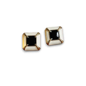Vintage square earrings/Σκουλαρίκια vintage τετράγωνα σε χρώμα άσπρο . μαύρο και χρυσό - ασήμι, ορείχαλκος, καρφωτά, boho, μεγάλα