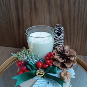Χριστουγεννιάτικο αρωματικό κερί γούρι σε ξύλινη βαση - αρωματικά κεριά, χριστουγεννιάτικα δώρα, αρωματικό χώρου, soy wax