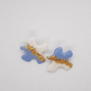 "Baby Blue" Χειροποίητα σκουλαρίκια από πολυμερικό πηλό - πηλός, λουλούδι, καρφωτά, μικρά, καρφάκι - 4