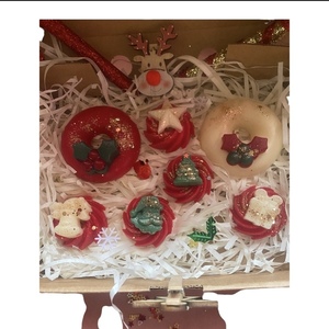 Οικονομικο Gift box με χριστουγεννιατικα wax melts σε 3 διαφορετικα αρωματα - αναμνηστικά δώρα, soy wax, soy candles