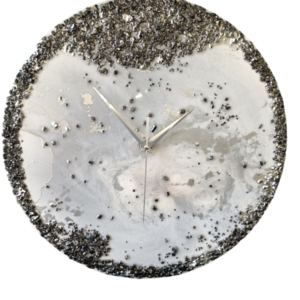 Χειροποίητο ρολόι τοίχου με βάση mdf και σχεδιασμό με υγρό γυαλί και κρυσταλλάκια - ξύλο, γυαλί, τοίχου - 3