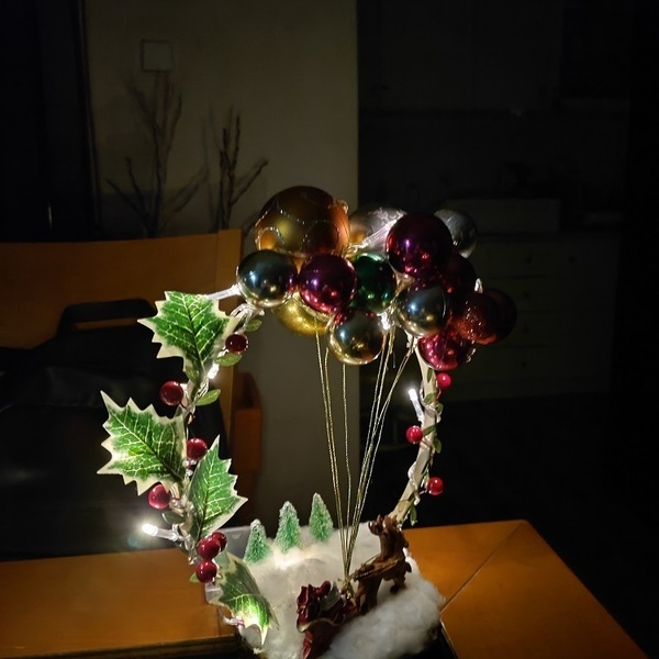 .Γουρι 2024 . Χειροποιητη Χριστουγεννιατικη ξυλινη συνθεση φωτιζομενη(με led μπαταριας) - ξύλο, στεφάνια, πηλός, άγιος βασίλης, γούρια - 4