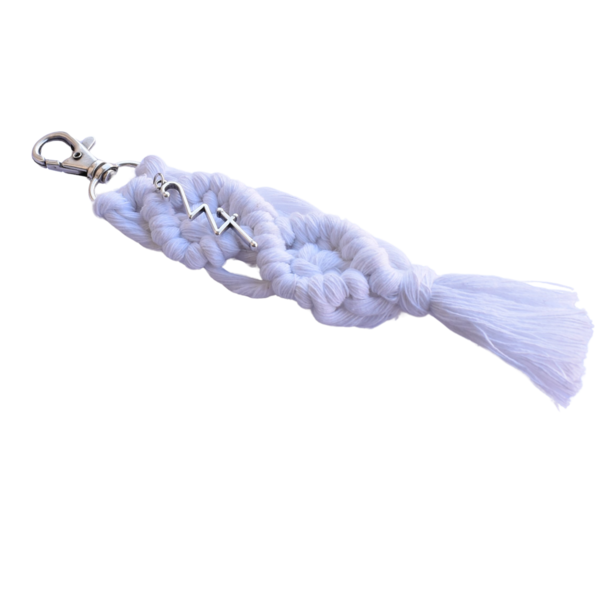Γούρι μπρελόκ κλειδιών μακραμέ άσπρο από βαμβακερό νήμα 20cm - νήμα, αξεσουάρ, πλεκτά μπρελόκ, γούρι 2023 - 2