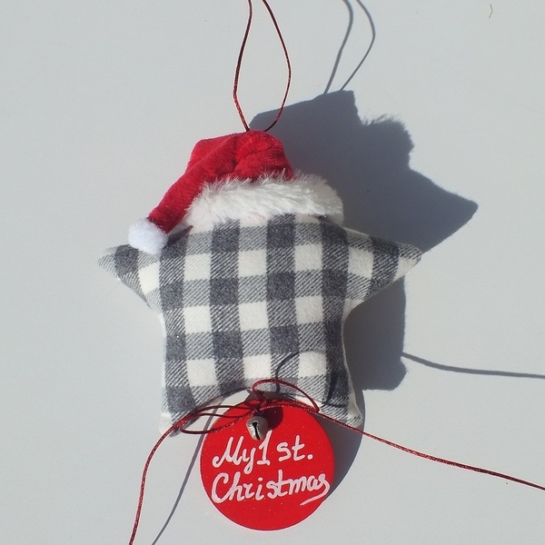 Χριστουγεννιάτικο στολίδι αστεράκι με σκουφάκι "My 1st Christmas" - ύφασμα, αστέρι, άγιος βασίλης, πρώτα Χριστούγεννα, στολίδια - 2