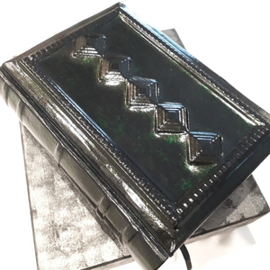 Δερμάτινο σημειωματάριο [notebook] με διαστάσεις 17x25cm,με 300 λευκές σελίδες από χαρτί 100g και εξώφυλλο από ανάγλυφο επεξεργασμένο δέρμα - ημερολόγια, ειδη δώρων - 5