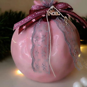 Χριστουγεννιάτικο ρόδι γούρι 2024 σε ροζ απόχρωση - vintage, τσιμέντο, ρόδι, γούρια - 2