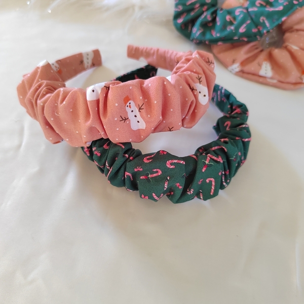 Χριστουγεννιάτικη scrunchie στέκα μαλλιών με γλειφιτζούρια πράσινη 1τμχ 40 εκ - ύφασμα, χριστούγεννα, χριστουγεννιάτικα δώρα, στέκες - 3