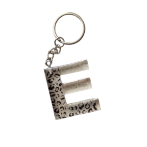 Μπρελόκ Μονόγραμμα -Ε- από υγρό γυαλί και animal print - γυαλί, ρητίνη, όνομα - μονόγραμμα, σπιτιού, μπρελοκ κλειδιών