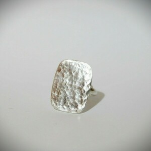 Ασημένιο σφυρήλατο δαχτυλίδι - ασήμι 925, γεωμετρικά σχέδια, αυξομειούμενα