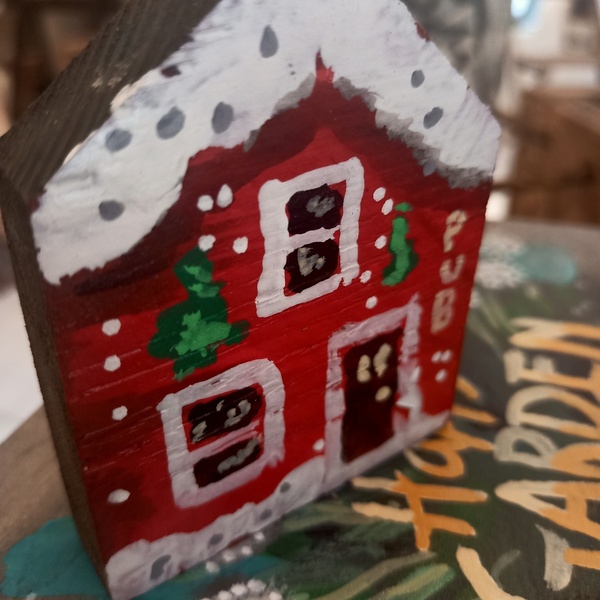 Χιονισμένο χριστουγεννιάτικο σπιτάκι PUB από ξύλο πεύκου ζωγραφισμένο στο χερι - ξύλο, vintage, σπίτι, στολίδια - 2