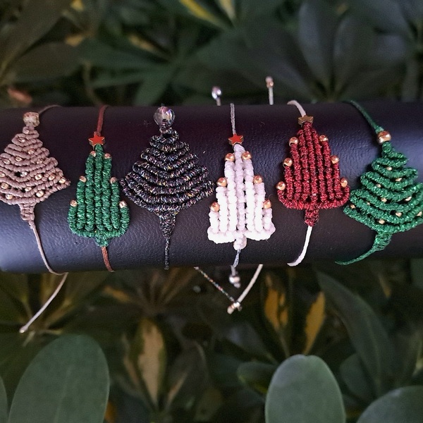 Macrame βραχιόλι χριστουγεννιάτικο δέντρο από καφετί κλωστή και χάντρες - χάντρες, χεριού, αυξομειούμενα - 3