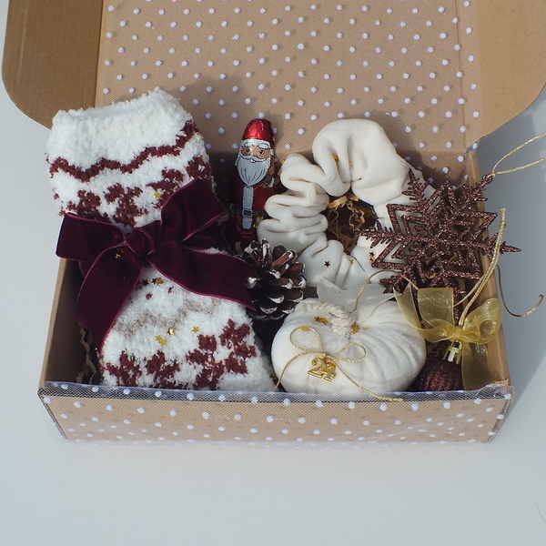 Χριστουγεννιάτικο σετ δώρου με γούρι 2024 βελούδινη κολοκύθα (8 x 4 εκατοστά) - βελούδο, κολοκύθα, σετ δώρου, δώρα για γυναίκες - 2