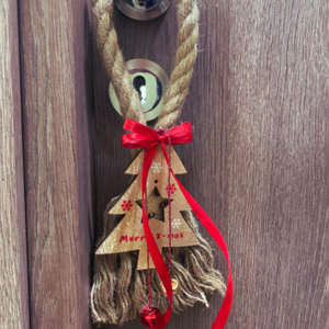 Χριστουγεννιάτικο κρεμαστό διακοσμητικό πόρτας - ξύλο, χριστουγεννιάτικο δέντρο, διακοσμητικά, χριστουγεννιάτικα δώρα - 3