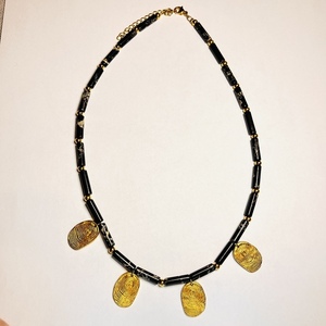 Indian necklace - ημιπολύτιμες πέτρες, χάντρες, κοντά, ατσάλι, boho