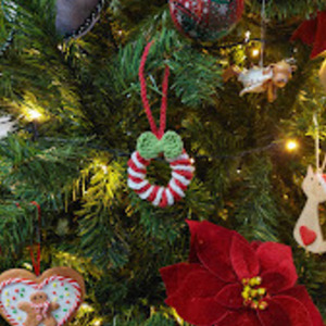 Χειροποίητο στολίδι για το δέντρο, σε σχέδιο γιρλάντας - νήμα, στεφάνια, χριστουγεννιάτικα δώρα, στολίδια - 2