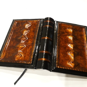 Δερμάτινο σημειωματάριο [notebook] με διαστάσεις 17x25cm,με 300 λευκές σελίδες από χαρτί 100g και εξώφυλλο από ανάγλυφο δέρμα(lux1) - τετράδια & σημειωματάρια, ειδη δώρων - 2