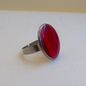 Δαχτυλίδι απο ατσάλι στρογγυλό σε κόκκινο χρωμα - γεωμετρικά σχέδια, ατσάλι, αυξομειούμενα - 2