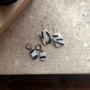 Zebra Earrings mini hoops - πηλός, μικρά - 2