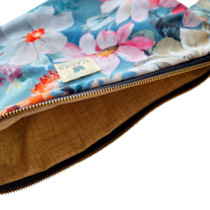 Βελούδινη τσάντα με αδιάβροχη επένδυση Floral - ύφασμα, clutch, φλοράλ, χειρός, μικρές - 4