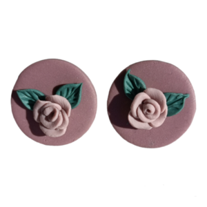 Καρφωτά σκουλαρίκια Λιλά Τριαντάφυλλο - τριαντάφυλλο, πηλός, romantic, λουλούδι