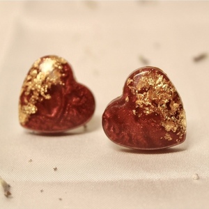 Σκουλαρίκια καρφωτά “red hearts ” από υγρό γυαλί . - γυαλί, επιχρυσωμένα, μικρά, ατσάλι - 5