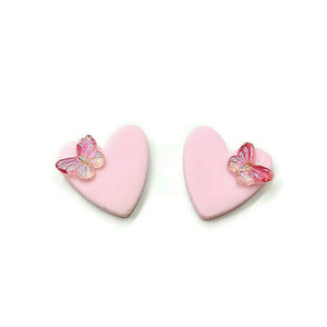 Pink butterflies in spring - Σκουλαρίκια ροζ καρδιές με μίνι πεταλούδες - καρδιά, πηλός, ατσάλι, αγ. βαλεντίνου