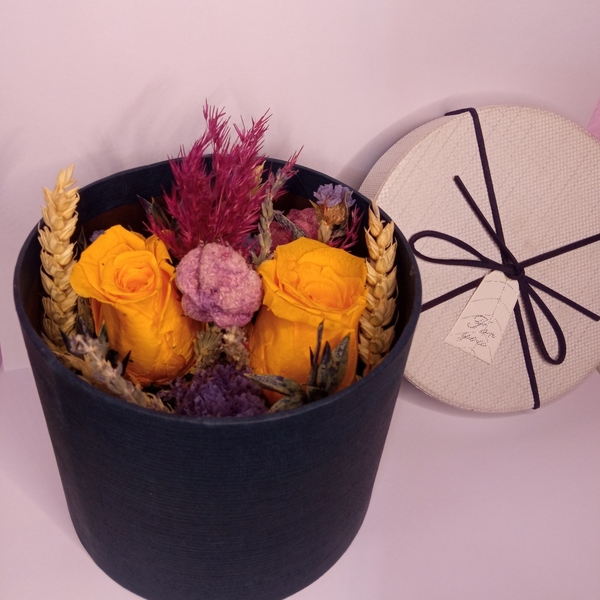 Σύνθεση λουλουδιών σε κουτί - χαρτί, τριαντάφυλλο, διακοσμητικά - 4