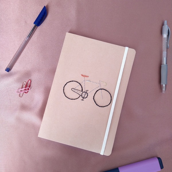 Κεντημένο τετράδιο Α5 ενός θέματος με σχέδιο ποδήλατο - τετράδια & σημειωματάρια - 3