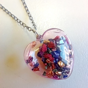 Μενταγιόν καρδιά floating με πολύχρωμα κρυσταλλάκια από υγρό γυαλί-Αντίγραφο - γυαλί, κοσμήματα, αγ. βαλεντίνου, δώρα για γυναίκες, μενταγιόν - 2