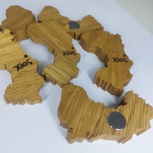 Ξύλινο χειροποίητο μαγνητάκι "Χίος" 6,5 εκατοστά από φυσικό ξύλο δρυός - ξύλο, μαγνητάκια, σπιτιού - 4